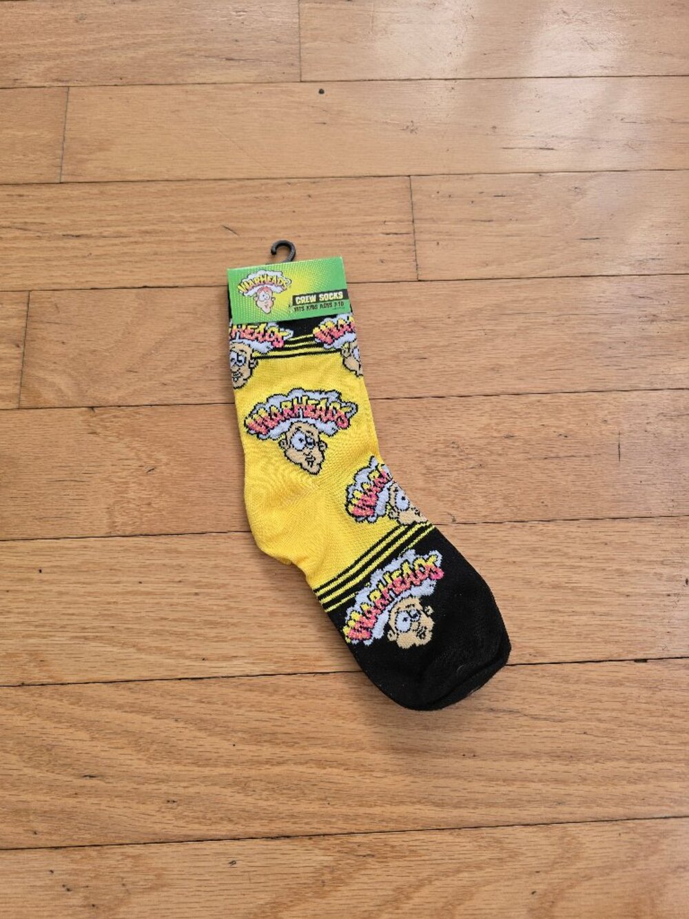 Warheads Sour Candy Yellow Black Graphic Novelty Crew Socks Kids Fits 7-10